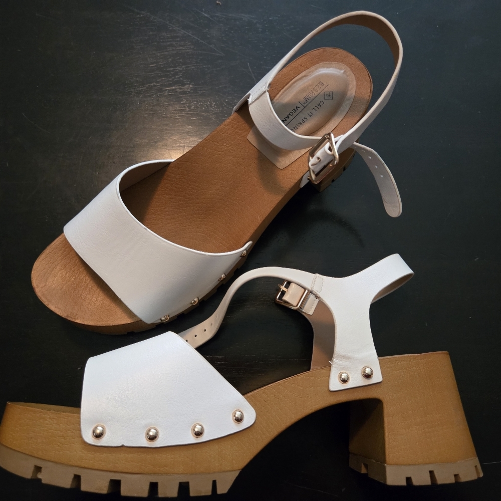 White platforms - Picture 2 of 4